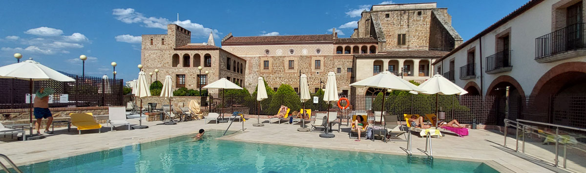 Piscina del parador